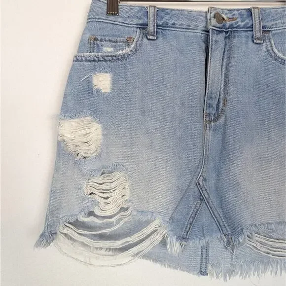 Hollister Light Wash Distressed Denim High Rise Mini Skirt Size 26 - Picture 5 of 8